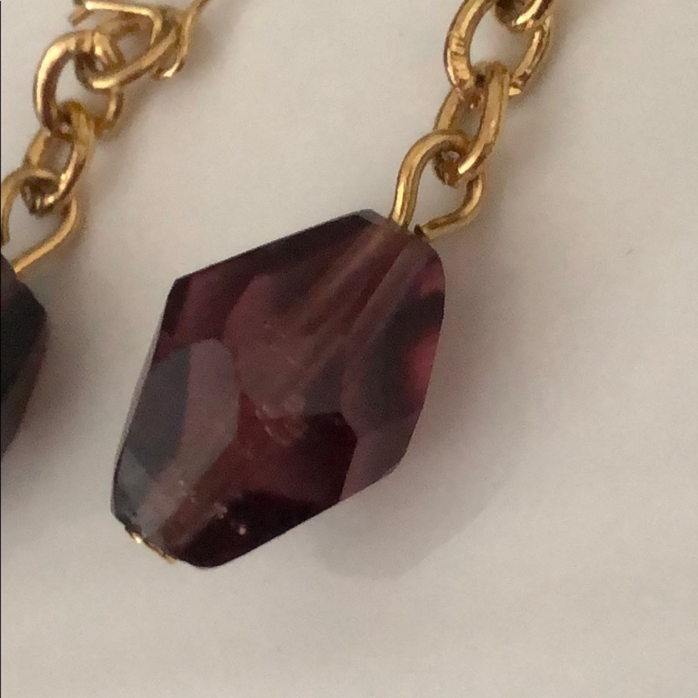 FACETED PURPLE CRYSTAL W/GOLD TONE CHAIN - Picture 10 of 12